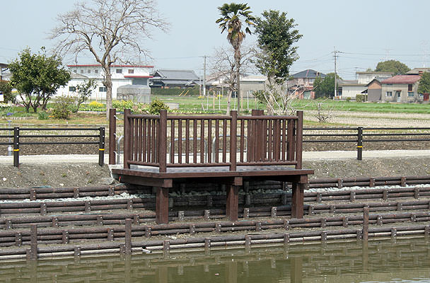 丸太［階段工］・観察デッキ