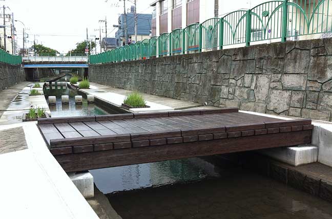 擬木 PCギ木 平橋 写真