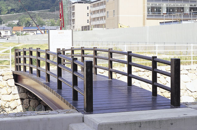 擬木 PCギ木 太鼓橋 写真