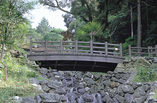 擬木 PCギ木 太鼓橋 写真